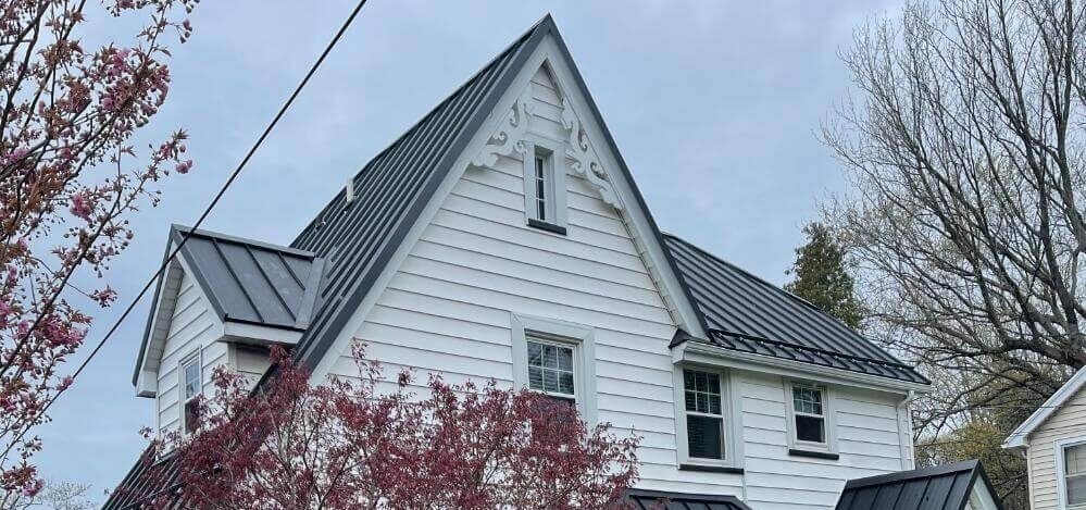 Seamless Metal Roof Installation Rochester New York
