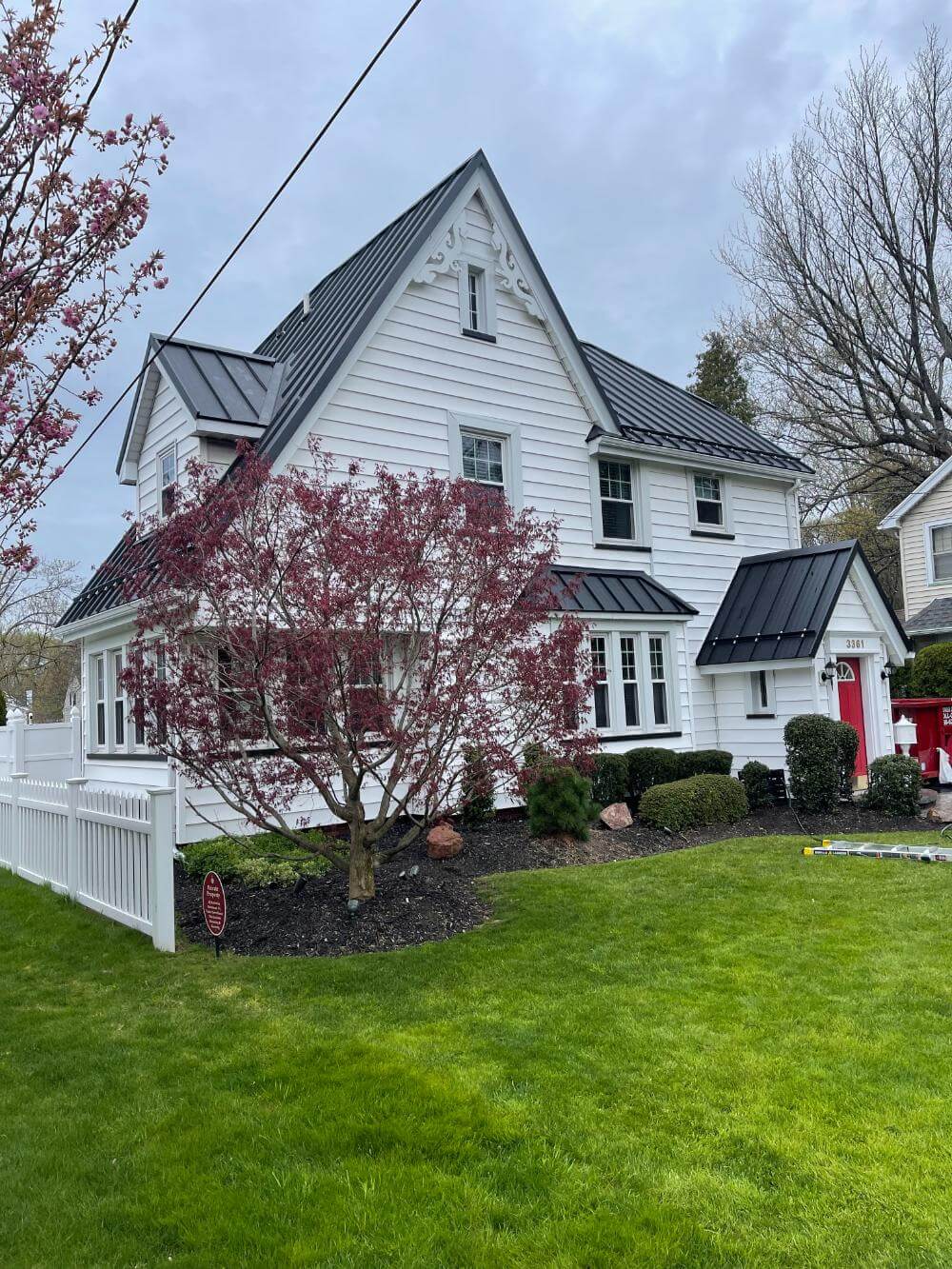 Seamless Metal Roofing White House Install